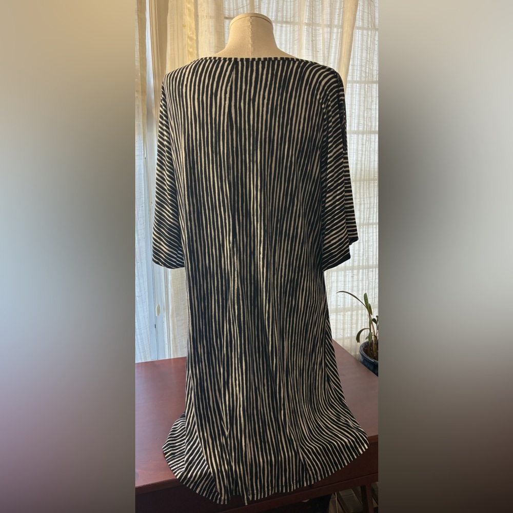 Apt. 9 Black Floral & Striped Knit Tunic Dress - Picture 5 of 7